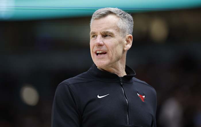 Chicago Bulls head coach Billy Donovan reacts during the second half against the Detroit Pistons at United Center. 
